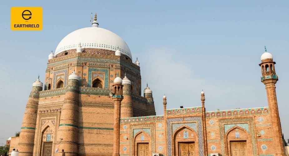 Moving Services to Multan from USA: Smooth Relocation Tips for Families - EARTHRELO